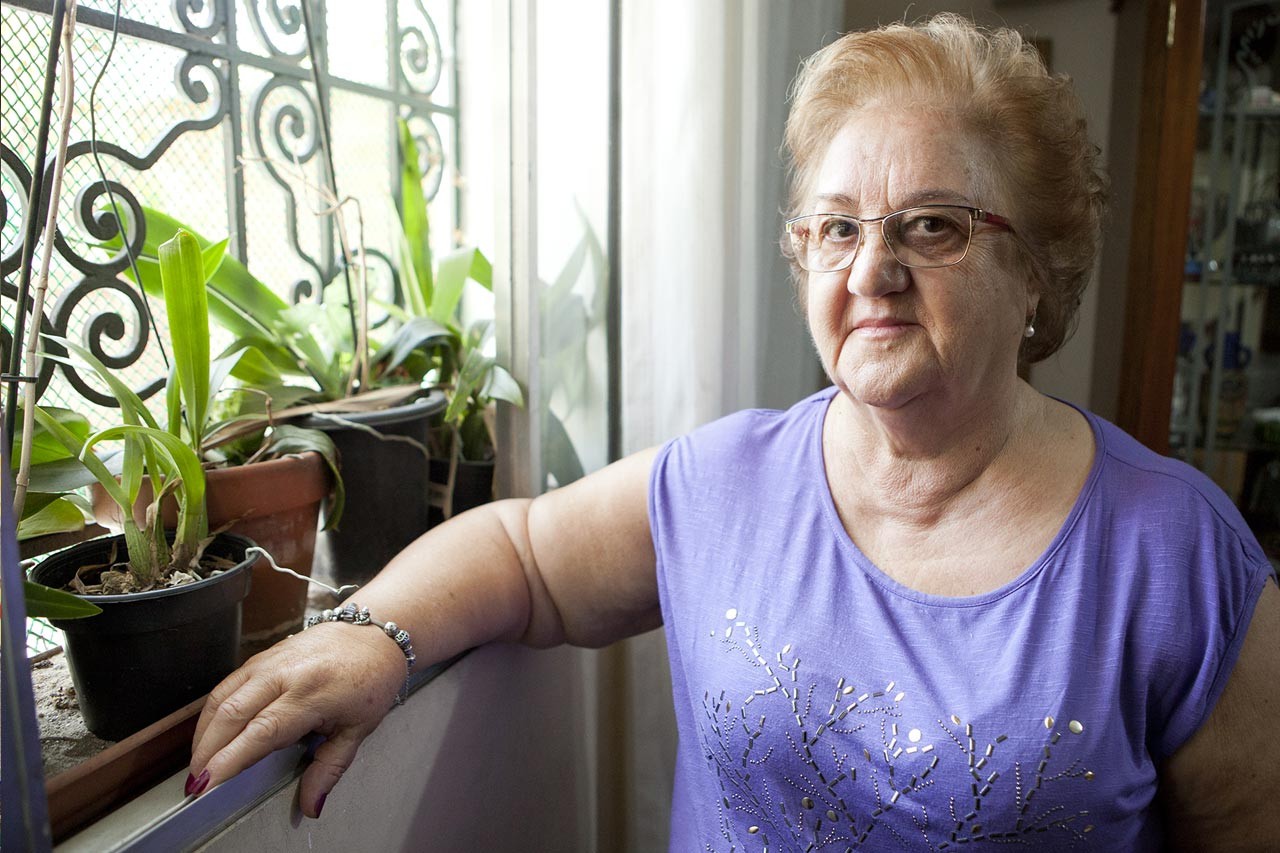 Maria Regina Simoes pochodzi z Brazylii i cierpi na cukrzycę typu 2 oraz otyłość.